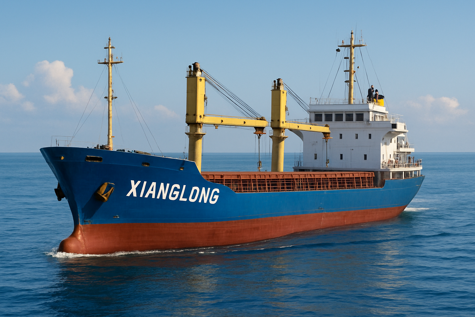 祥龙船舶出海全景